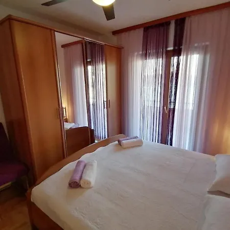 Апартаменты Ferienhaus Roncevic *