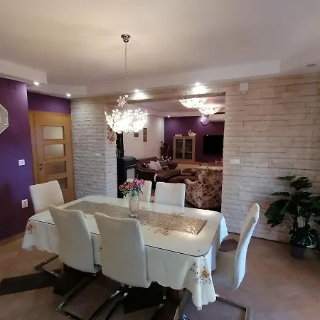 Ferienhaus Roncevic * Jasenice (Zadar)